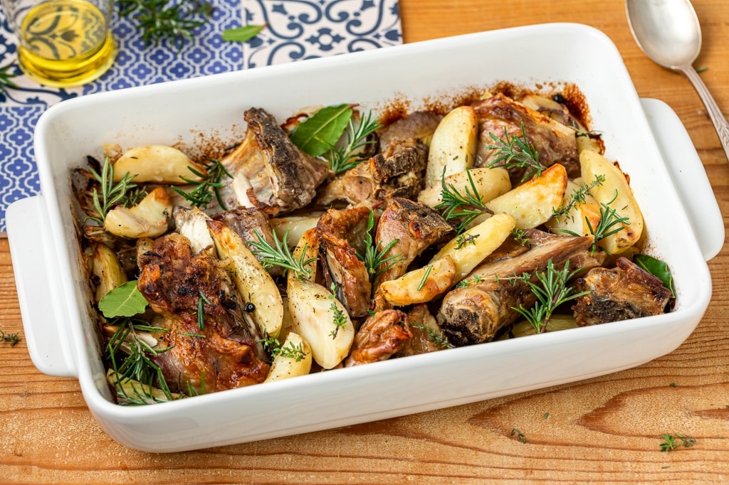 Ricetta Agnello al forno con patate - Cucchiaio d'Argento
