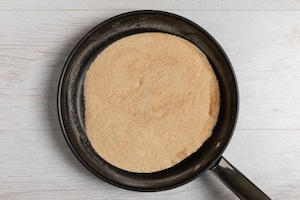 Preparazione Champurrado (cioccolata calda messicana) - Fase 1