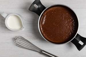 Preparazione Champurrado (cioccolata calda messicana) - Fase 3