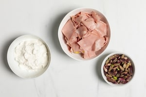 Preparazione Mousse di mortadella e pistacchi - Fase 1