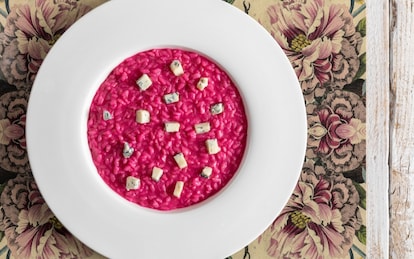 Risotto alla barbabietola e gorgonzola