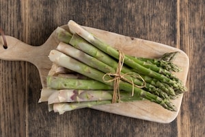 Preparazione Uovo d'oca con asparagi - Fase 1