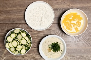 Preparazione Zucchine al forno con il panko - Fase 1
