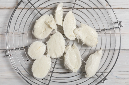 Preparazione Calzoni di kamut con asparagi e uovo - Fase 3 Preparazione Calzoni di kamut con asparagi e uovo - Fase 3