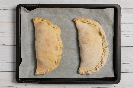 Preparazione Calzoni di kamut con asparagi e uovo - Fase 6 Preparazione Calzoni di kamut con asparagi e uovo - Fase 6