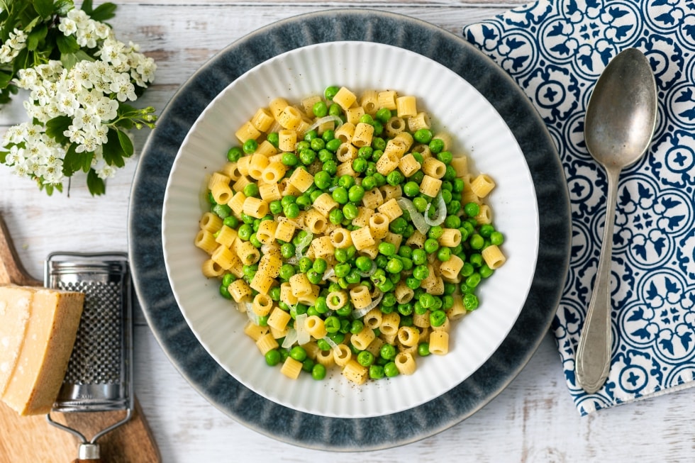 Pasta e piselli ricetta