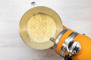 Preparazione Rigatoni alla pizzaiola fatti in casa - Fase 1