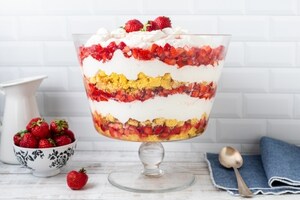 Preparazione Coppa fragole e panna - Fase 4