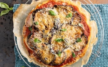 Focaccia alla parmigiana di melanzane