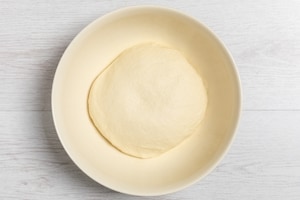 Preparazione Focaccia alla parmigiana di melanzane - Fase 2