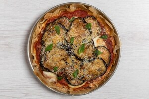 Preparazione Focaccia alla parmigiana di melanzane - Fase 4