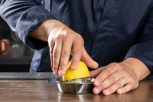 Preparazione Gin Fizz - Fase 1