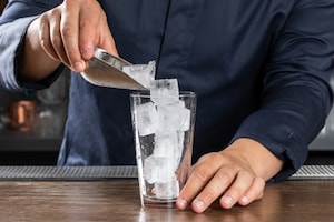 Preparazione Gin Fizz - Fase 1