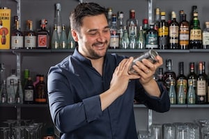 Preparazione Gin Fizz - Fase 3