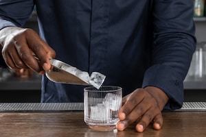 Preparazione Mai Tai - Fase 4