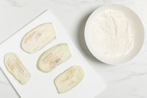 Preparazione Melanzane croccanti con il panko - Fase 2