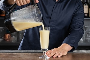 Preparazione Piña Colada - Fase 3