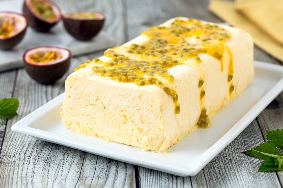 Semifreddo al passion fruit ricetta