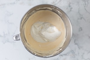 Preparazione Semifreddo al passion fruit - Fase 5