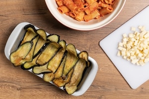 Preparazione Timballo di pasta alla Norma - Fase 3