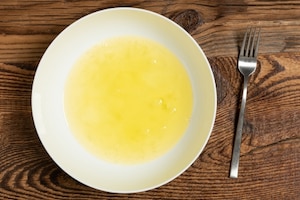 Preparazione Frittata di albumi con zucchine e gamberetti - Fase 2