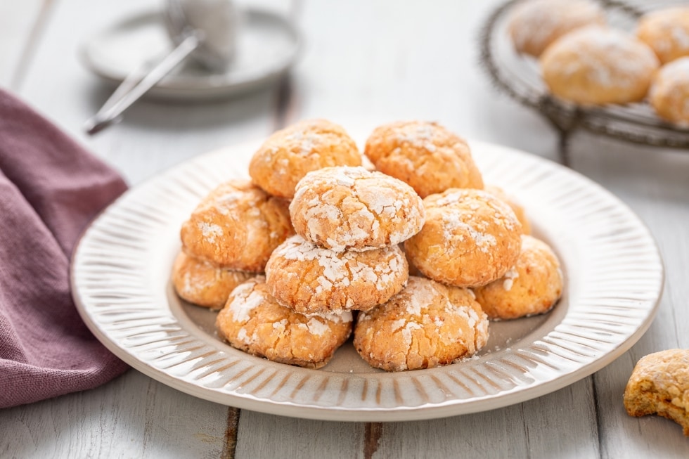 Biscotti di carote e mandorle ricetta