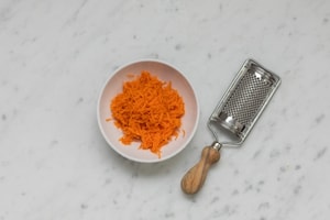 Preparazione Biscotti di carote e mandorle - Fase 1