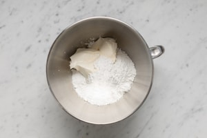 Preparazione Crema al mascarpone senza uova - Fase 1