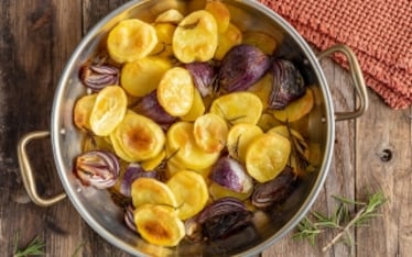 Patate e cipolle al forno