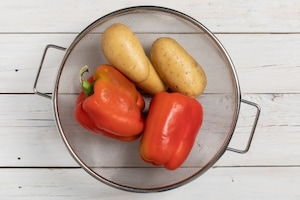 Preparazione Patate e peperoni - Fase 1