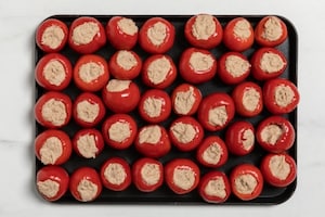 Preparazione Peperoncini piccanti ripieni di tonno - Fase 3