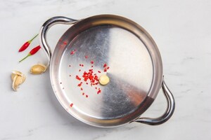 Preparazione Spaghetti alla chitarra con sugo di cozze - Fase 1