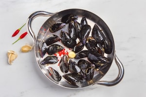 Preparazione Spaghetti alla chitarra con sugo di cozze - Fase 2