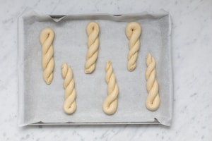 Preparazione Treccine dolci - Fase 3