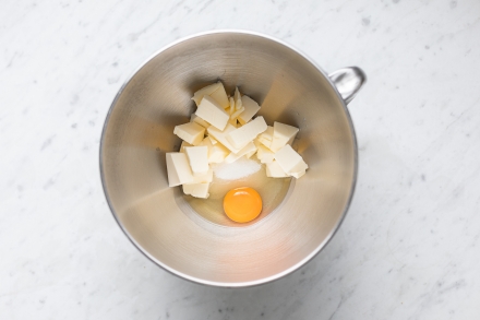 Preparazione Biscotti di Halloween - Fase 1 Preparazione Biscotti di Halloween - Fase 1