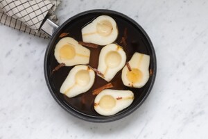 Preparazione Cheesecake di pere - Fase 3