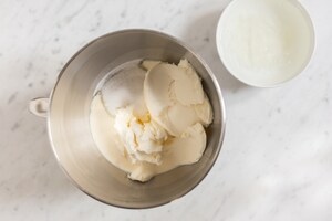 Preparazione Cheesecake di pere - Fase 2