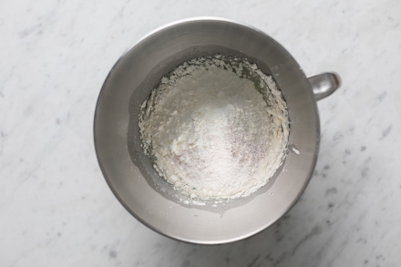 Preparazione Ciambella soffice - Fase 1 Preparazione Ciambella soffice - Fase 1