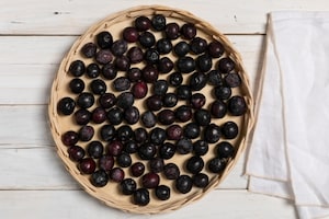 Preparazione Olive dolci fritte alla pugliese - Fase 1