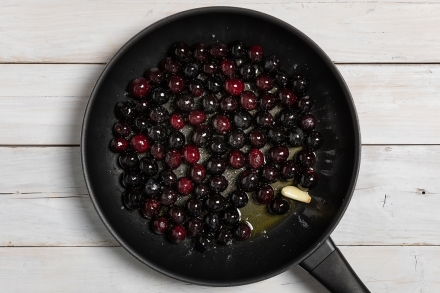 Preparazione Olive dolci fritte alla pugliese - Fase 1 Preparazione Olive dolci fritte alla pugliese - Fase 1