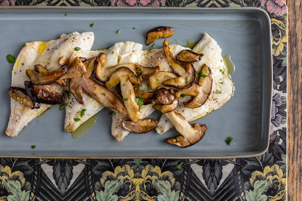 Orata con i funghi porcini ricetta