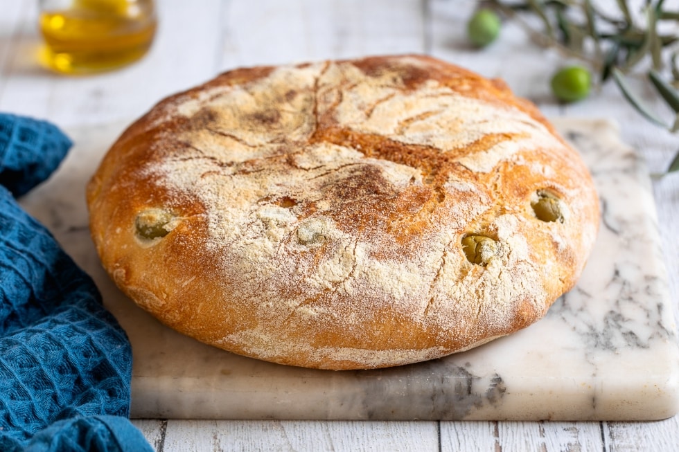 Pane alle olive ricetta