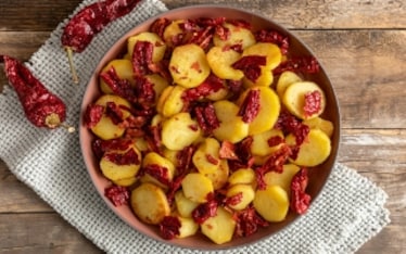 Patate e peperoni cruschi