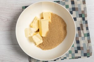 Preparazione Plumcake con cioccolato e strati di crema cookies - Fase 4