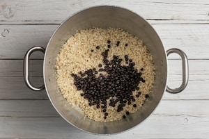 Preparazione Risotto ai mirtilli rossi - Fase 1