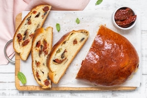 Preparazione Rotolo di panfocaccia ripieno - Fase 4