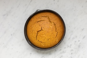 Preparazione Torta di carote e nocciole - Fase 5