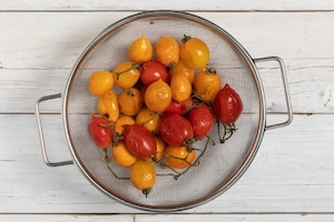 Preparazione Baccalà con pomodorini del Piennolo - Fase 1