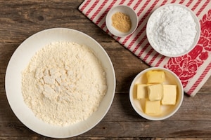 Preparazione Biscotti natalizi senza glutine - Fase 1