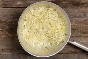 Preparazione Cavolo cappuccio con cumino - Fase 1